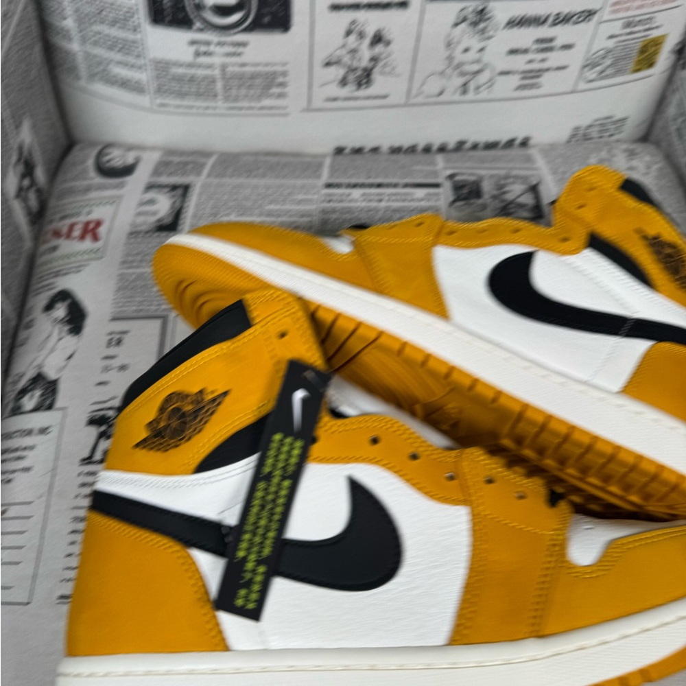 Nike Air Jordan 1 Retro High OG Yellow Ochre DZ5485-701 Men Size 11 No Box - Picture 2 of 11
